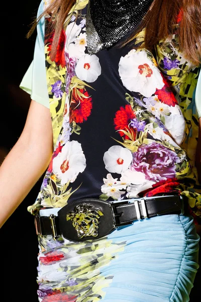 Look 66